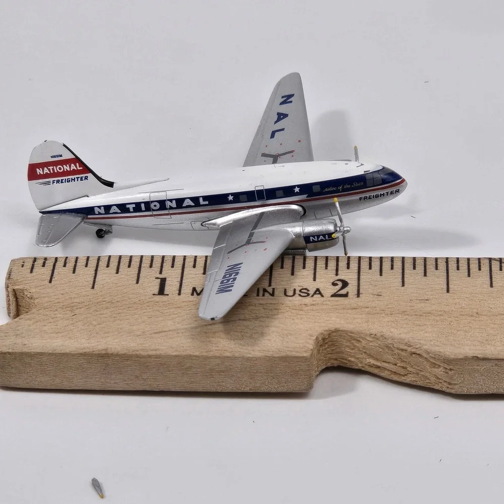 N/A vintage scale